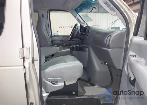 2008 Ford E-350 Super Duty Xl/Xlt z USA, uszkodzony, nr VIN 1FBNE31L68DB09542